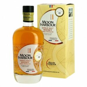 moon-harbour-dock-1-whisky-single-malt-vieilli-en-fut-de-sauternes-rieussec-70-cl.